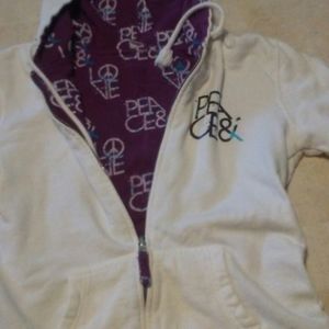Juniors Hoodie no size tag but is a small